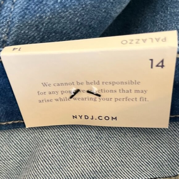 NYDJ Woman's Plus-Size Mia Palazzo Fairmont Stretch Flair Jeans Sz 14 - Picture 13 of 16